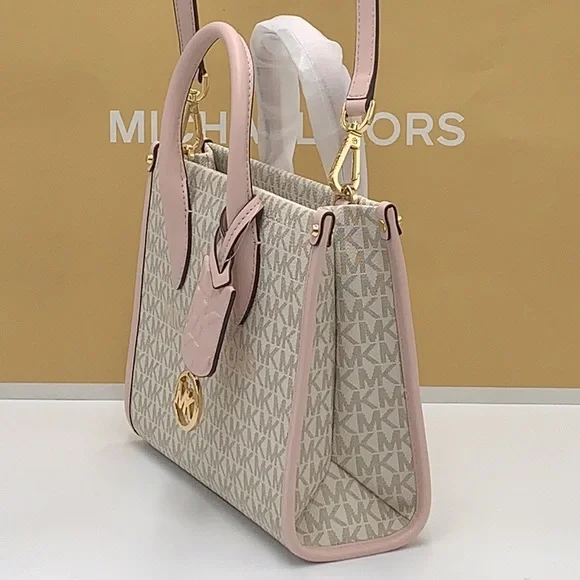 MICHAEL KORS MIRELLA SMALL
SHOPPER TOP ZIP XBODY POWDER
BLUSH MULTI SIGNATURE - Picture 5 of 15